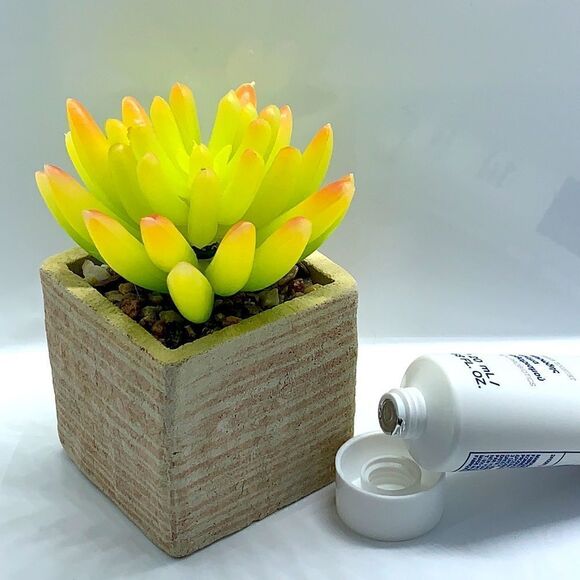 $6💥 KORRES Greek Yoghurt Foaming Cream Cleanser - Picture 3 of 3